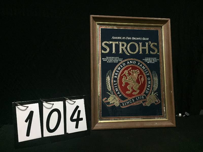lot 104 image: Strohs Beer mirror