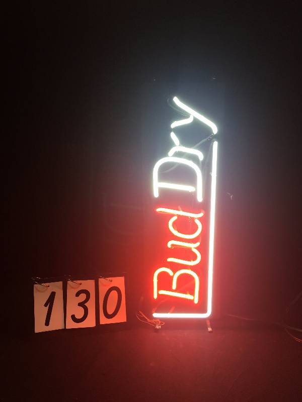 lot 130 image: Bud Dry neon