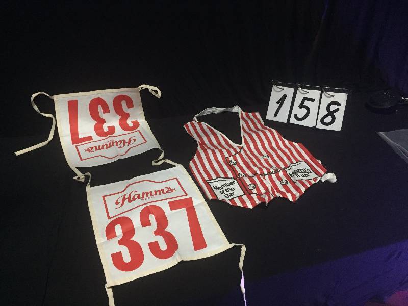 lot 158 image: Hamms bartenders vest and Hamms racing bib
