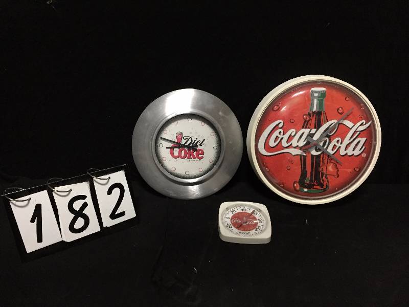 lot 182 image: Lot of Coca-cola and Diet coke clocks and thermometer