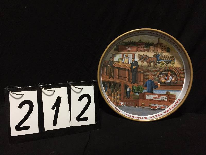 lot 212 image: Leinenkugels 125th Anniversary serving tray