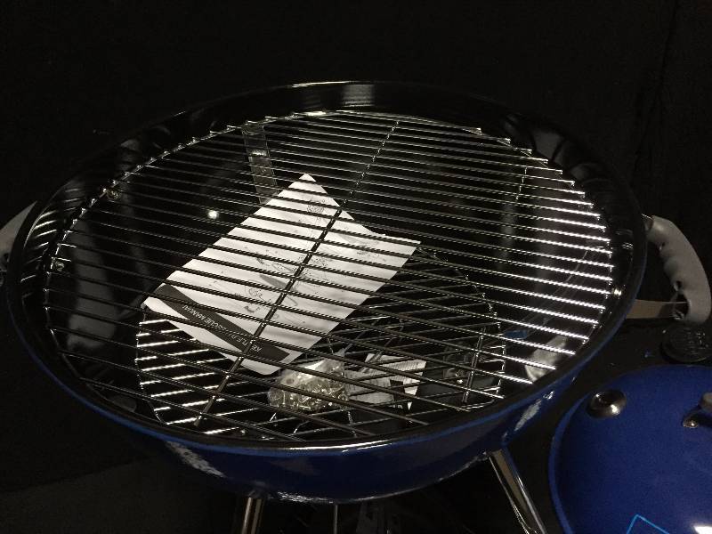 Bud Light Beer kettle grill / BBQ MAN CAVE EXTRAVAGANZA KBID