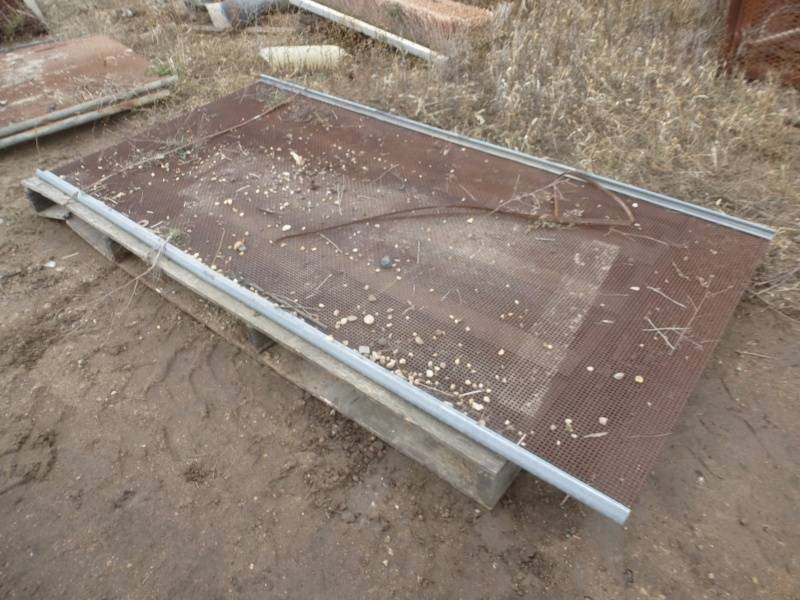 Aggregate Screen 48 x 8 long
