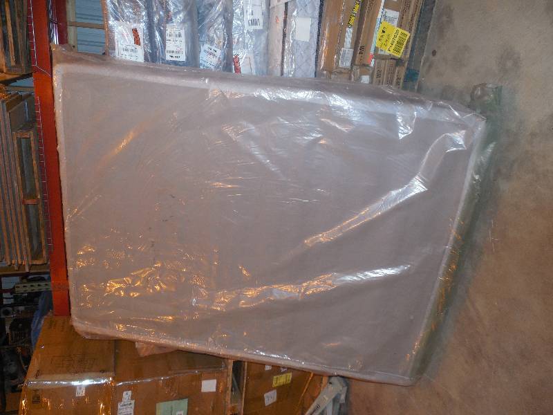 lot 15 image: Sealy Queen Box Spring