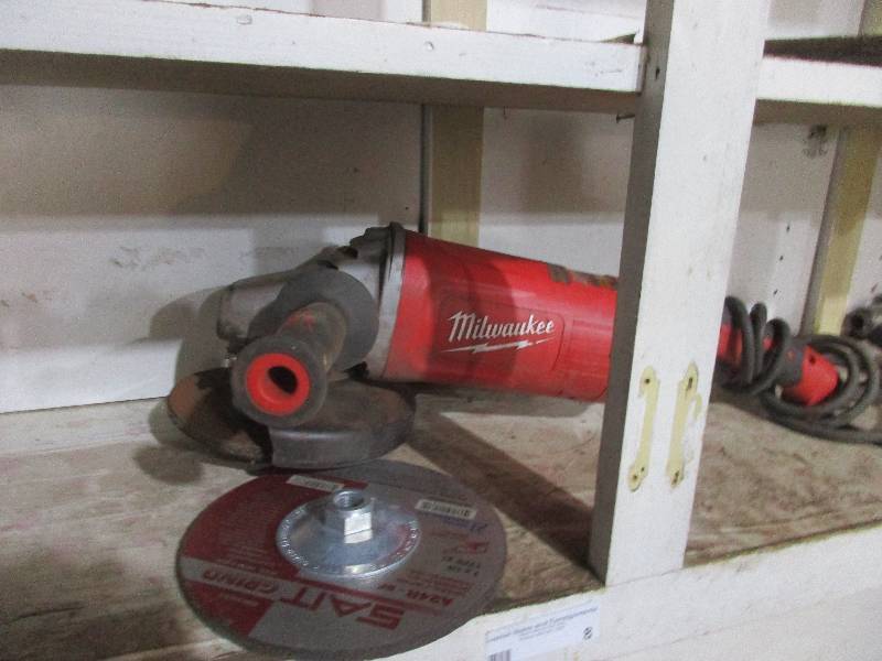 Milwaukee Grinder