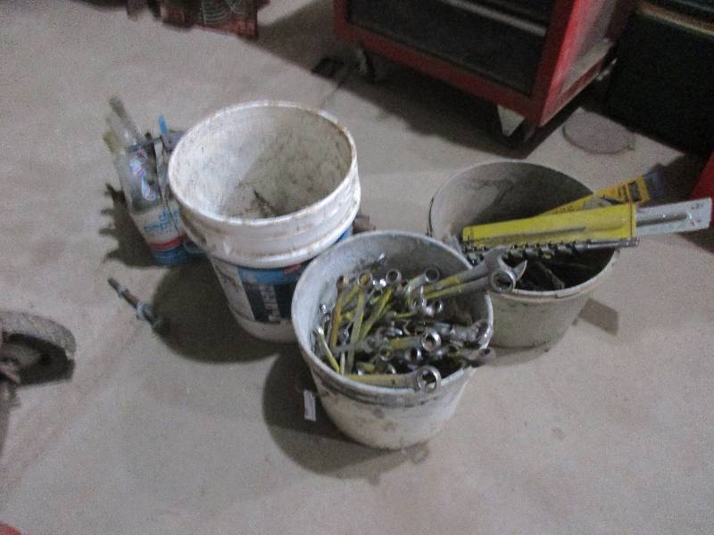 Wrenchs, bits, screwdrivers