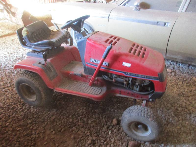 Snapper Tractor