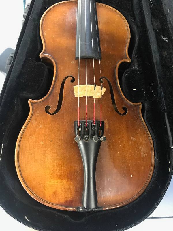 lot 313 image: MITTENWALD 34 SIZE VIOLIN