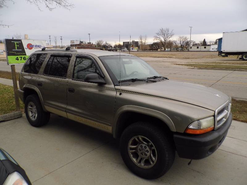 lot 1 image: 2003 Dodge Durango - No Reserve