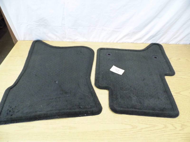lot 10 image: Floor Mats