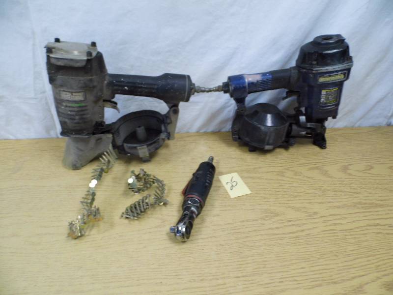 lot 25 image: Air Tools