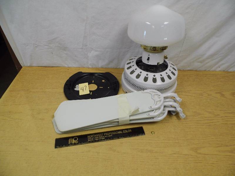 lot 47 image: White Ceiling Fan
