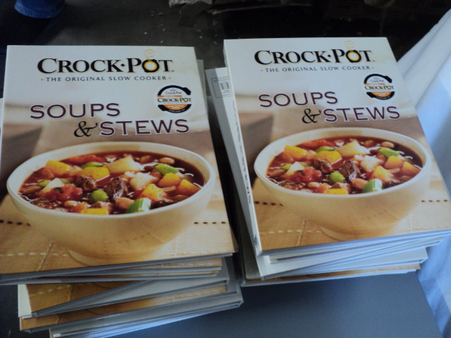 22 crock pot soup and stew cook boo...
