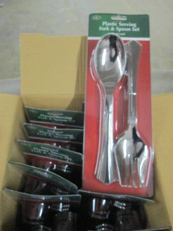 Lot of 12 Fork & Spoon Plastic Serv...