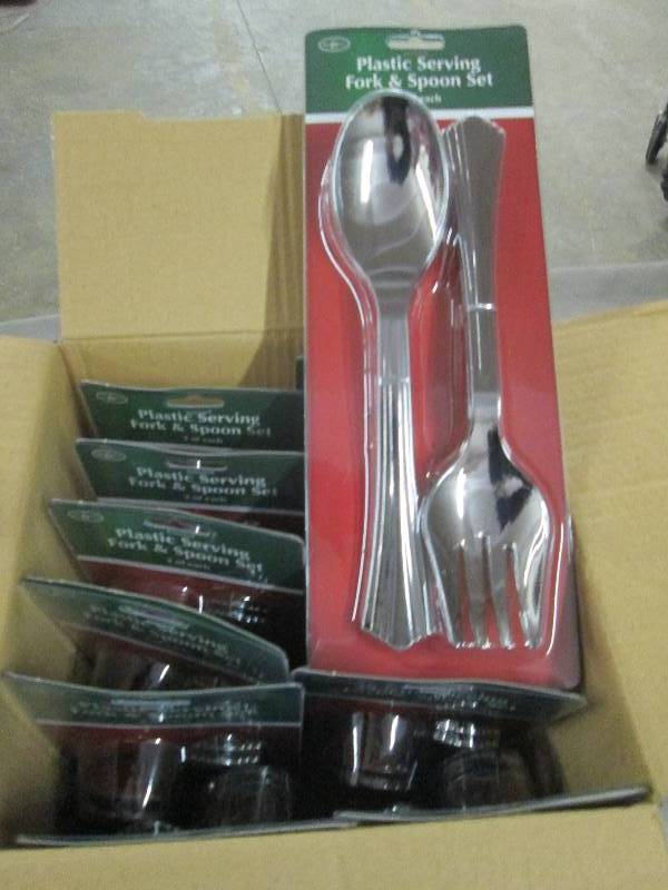 Lot of 12 Fork & Spoon Plastic Serv...