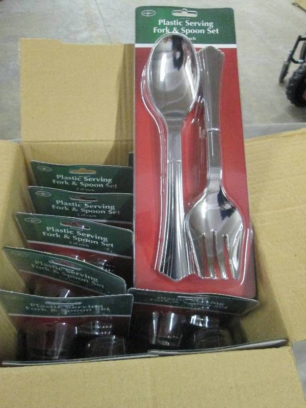 Lot of 9 Fork & Spoon Plastic Servi...