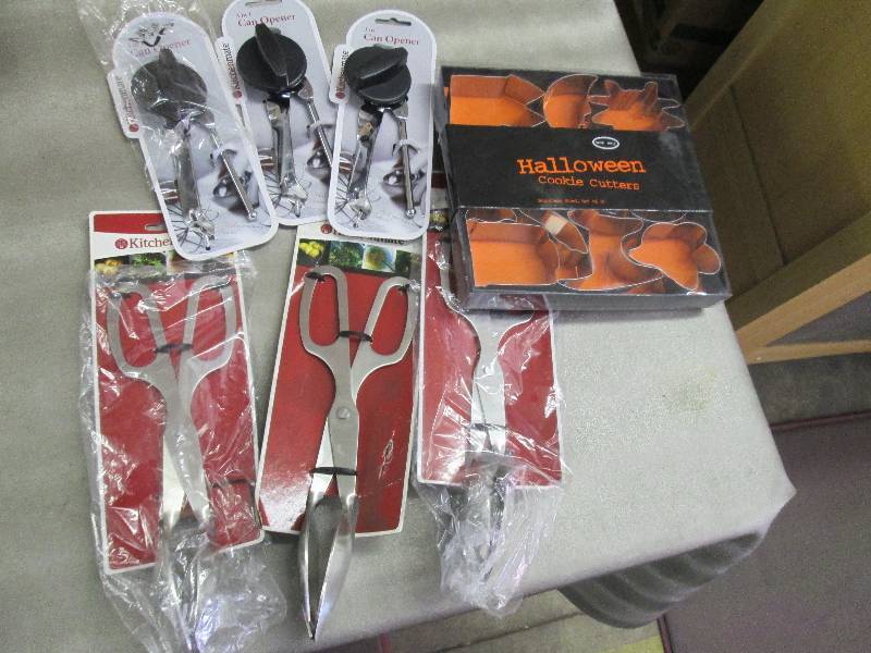 3 Can Openers , 3 Kitchen Mate Serv...