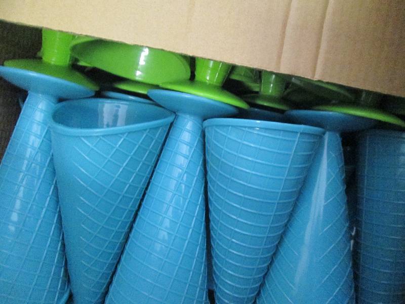 Case of 48 Blue & Green Ice Cream S...