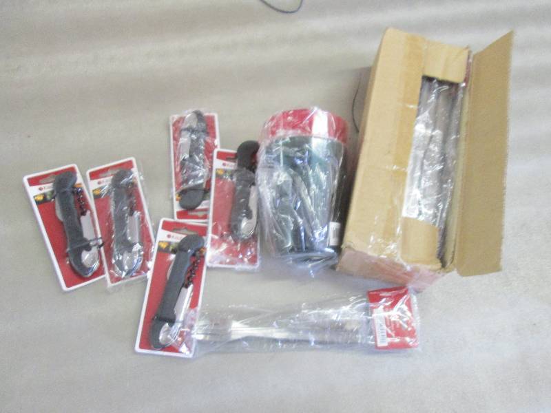5 Kitchenmate Corkscrews, 2 Cups, S...