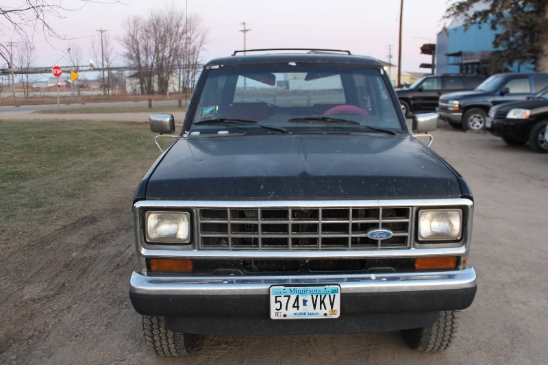 lot 2015 image: 1988 Ford Bronco II 4x4