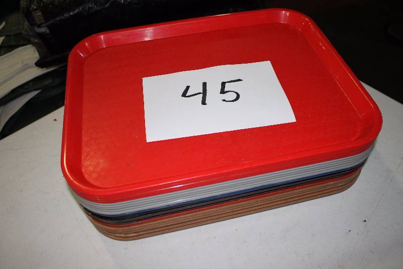 Cafeteria Trays (18)