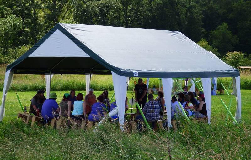 King Canopy Party Tent. 20 x 20. GreenWhite