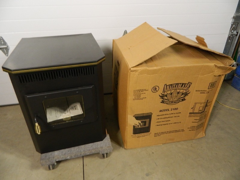 New Amaizablze 30,000 BTU Corn Stove  Furnace