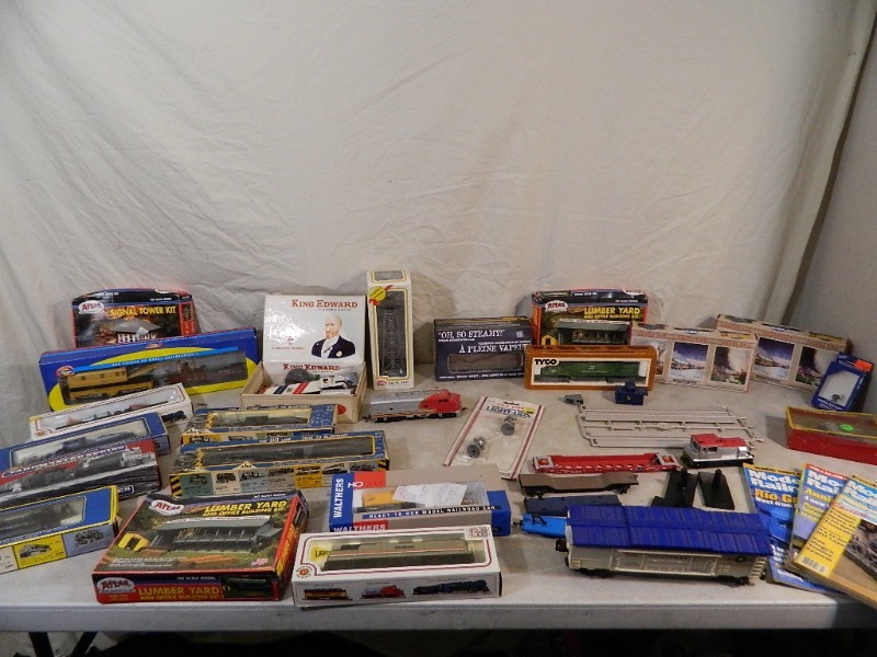 Vintage Model Train Items