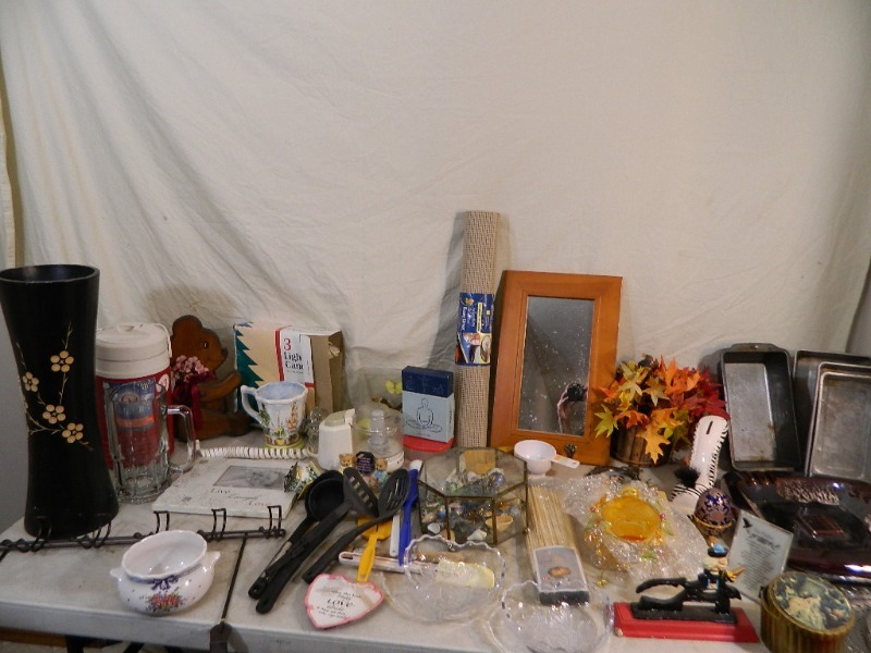 Mirror, New Shelf Liner, Nutcracker, More