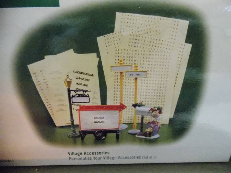 Dept 56 Christmas VillageHouse