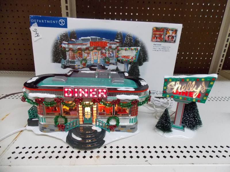 Dept 56 Christmas VillageHouse