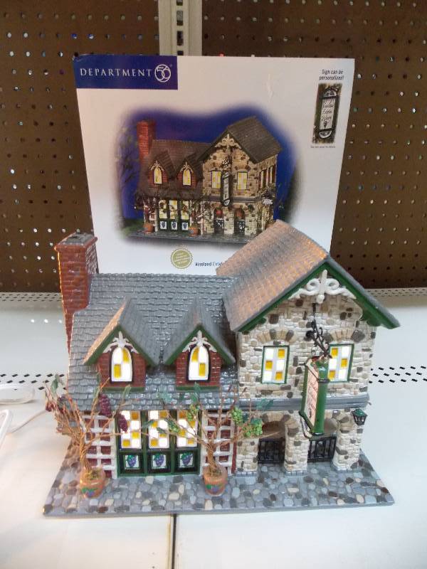 Dept 56 Christmas VillageHouse