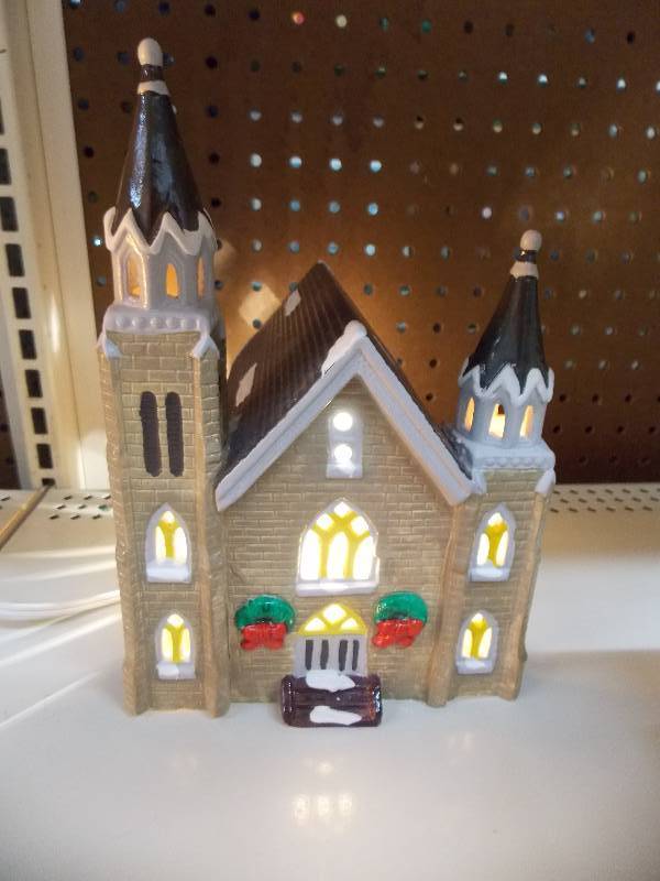 Dept 56 Christmas VillageHouse