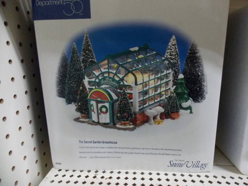 Dept 56 Christmas VillageHouse