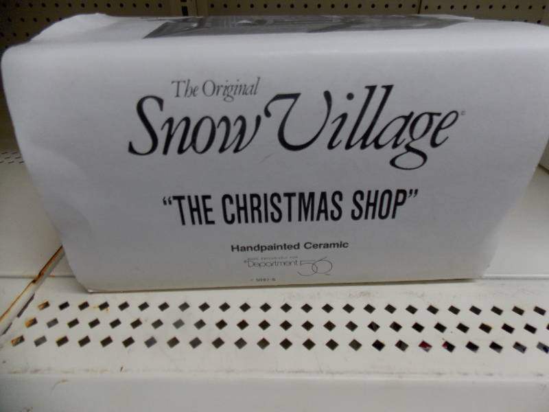 Dept 56 Christmas VillageHouse