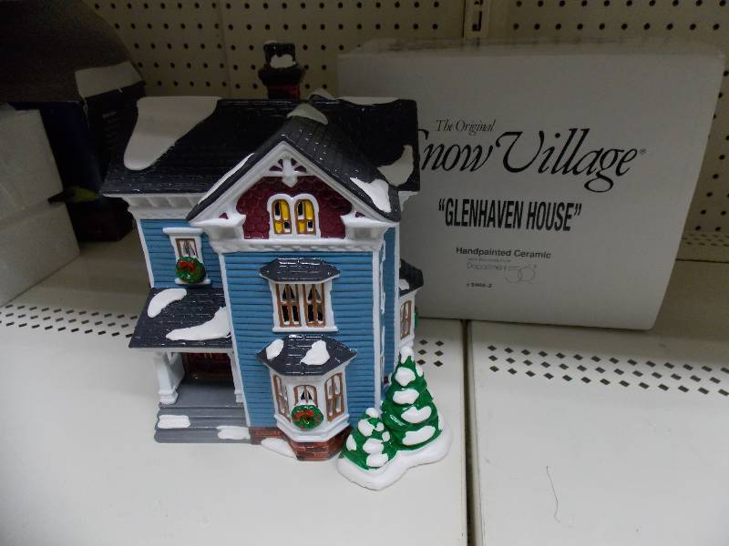 Dept 56 Christmas VillageHouse
