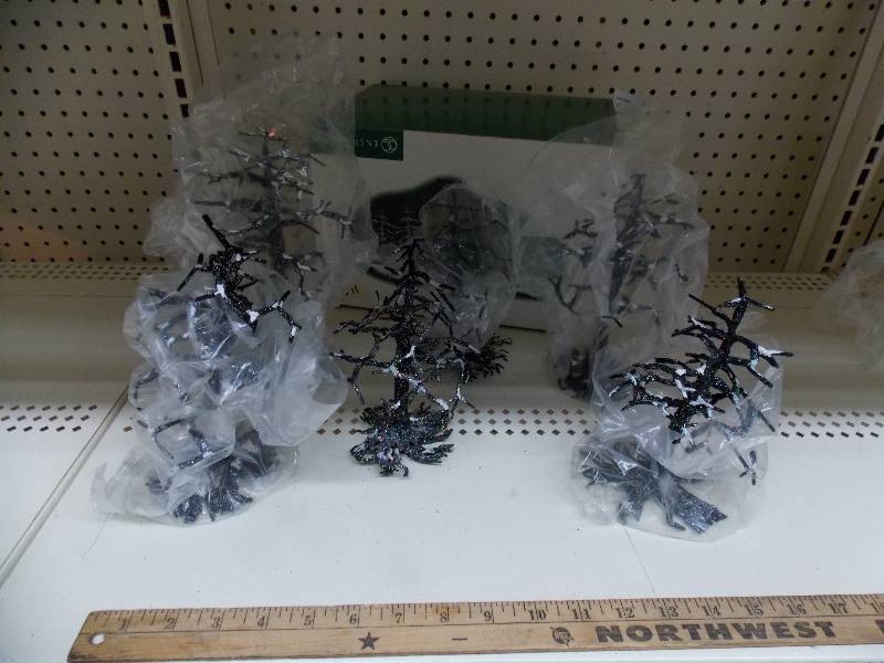 Dept 56 Christmas VillageHouse