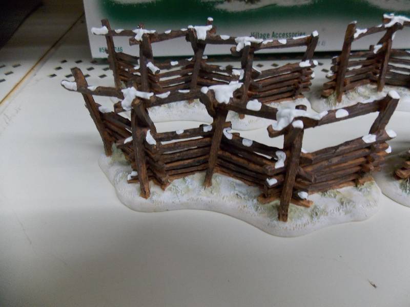 Dept 56 Christmas VillageHouse