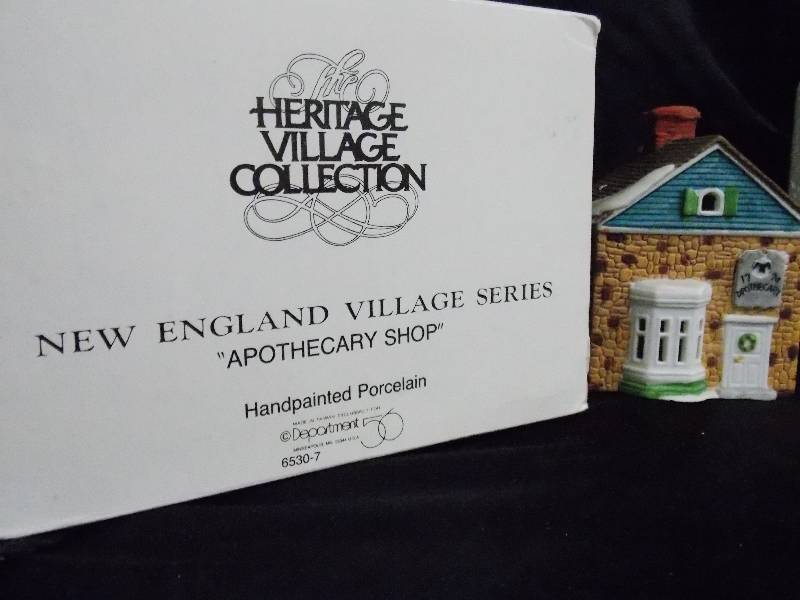 Dept 56 Christmas VillageHouse