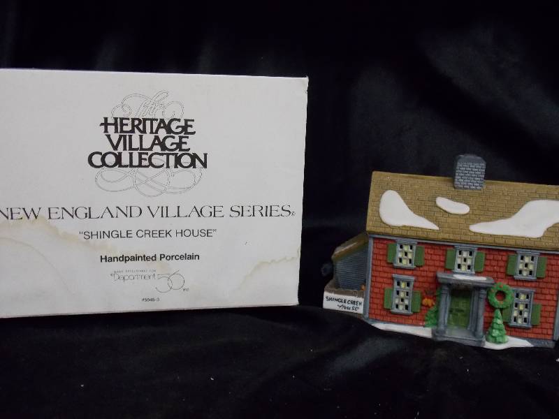 Dept 56 Christmas VillageHouse