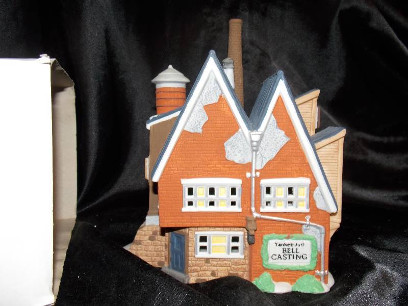 Dept 56 Christmas VillageHouse
