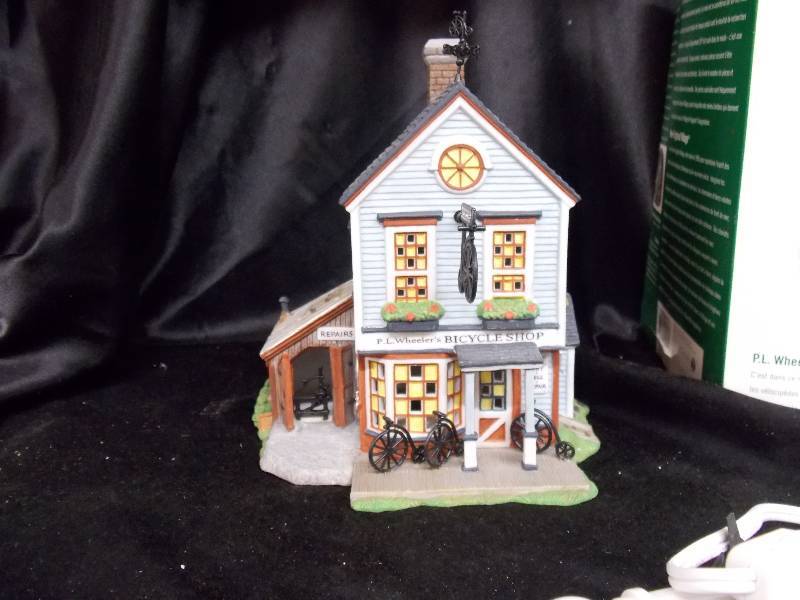 Dept 56 Christmas VillageHouse
