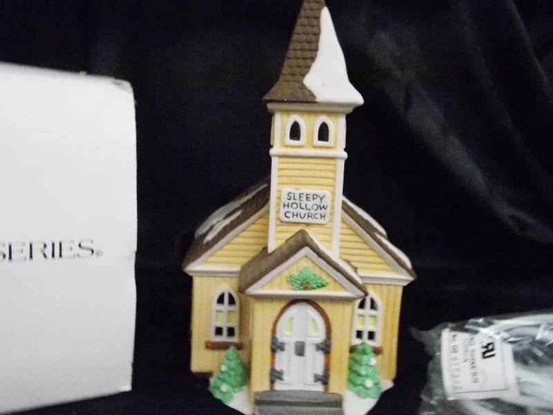 Dept 56 Christmas VillageHouse