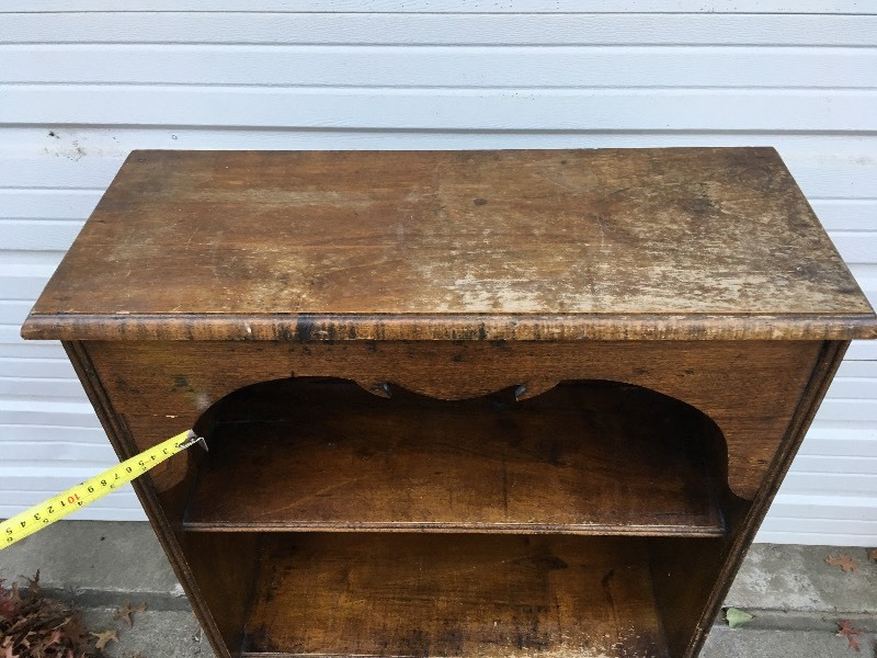 lot 49 image: Bookcase