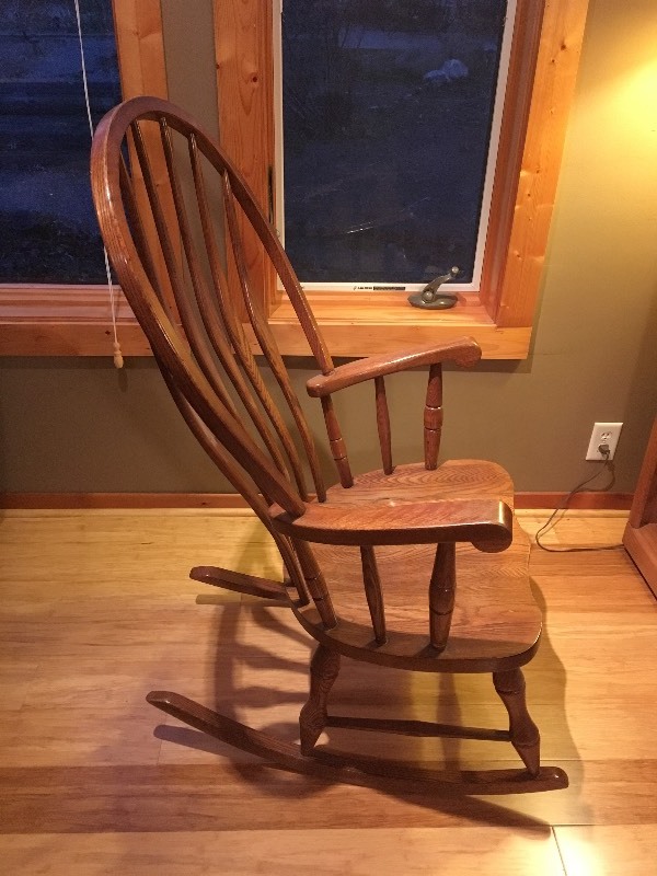 lot 41 image: Curved Back Oak Rocker