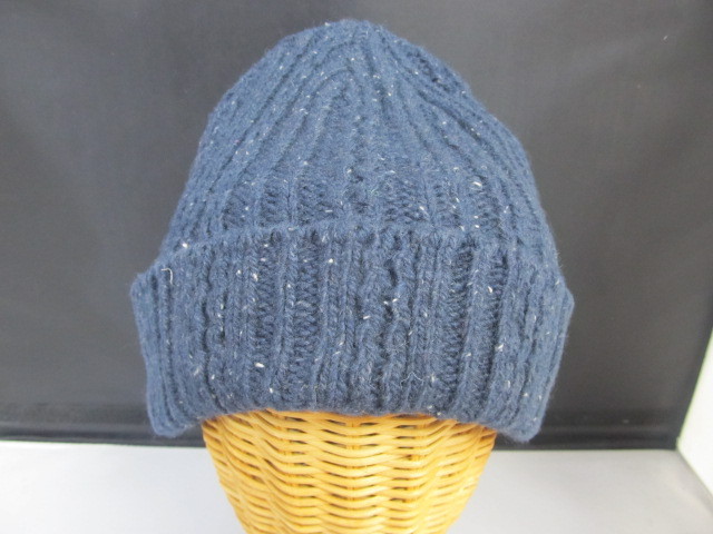 lot 79 image: Group of 3 Knitted Winter Hats w Thick Lining- blacks & blues