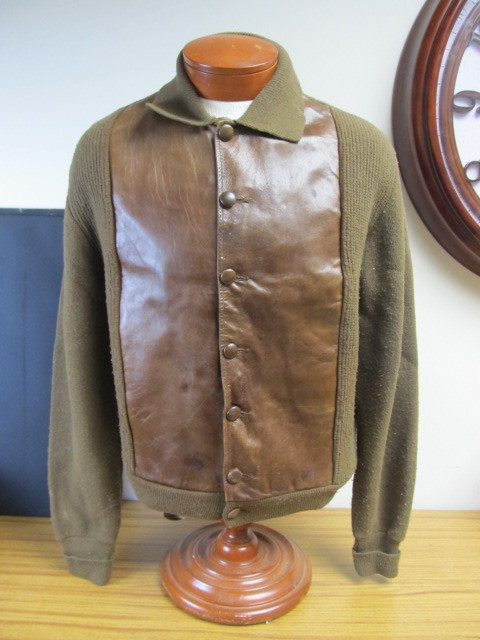 lot 100 image: Large Vintage Mens Leather & Acrylic Jacket by Brent