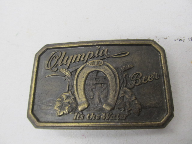 lot 171 image: Vintage Brass Advertising Belt Buckles