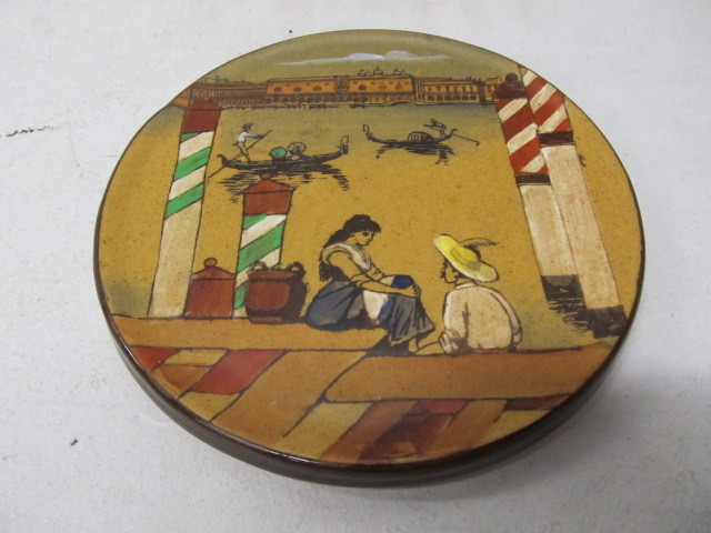 lot 122 image: Vintage ROYAL DOULTON Gondoliers Porcelain Cabinet Plate
