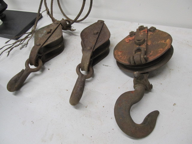lot 138 image: 3 Vintage Industrial Pulleys